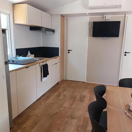 Kemping Les Lodges De Marie Mobile Home Neuf 6 Personnes - Porto-Vecchio